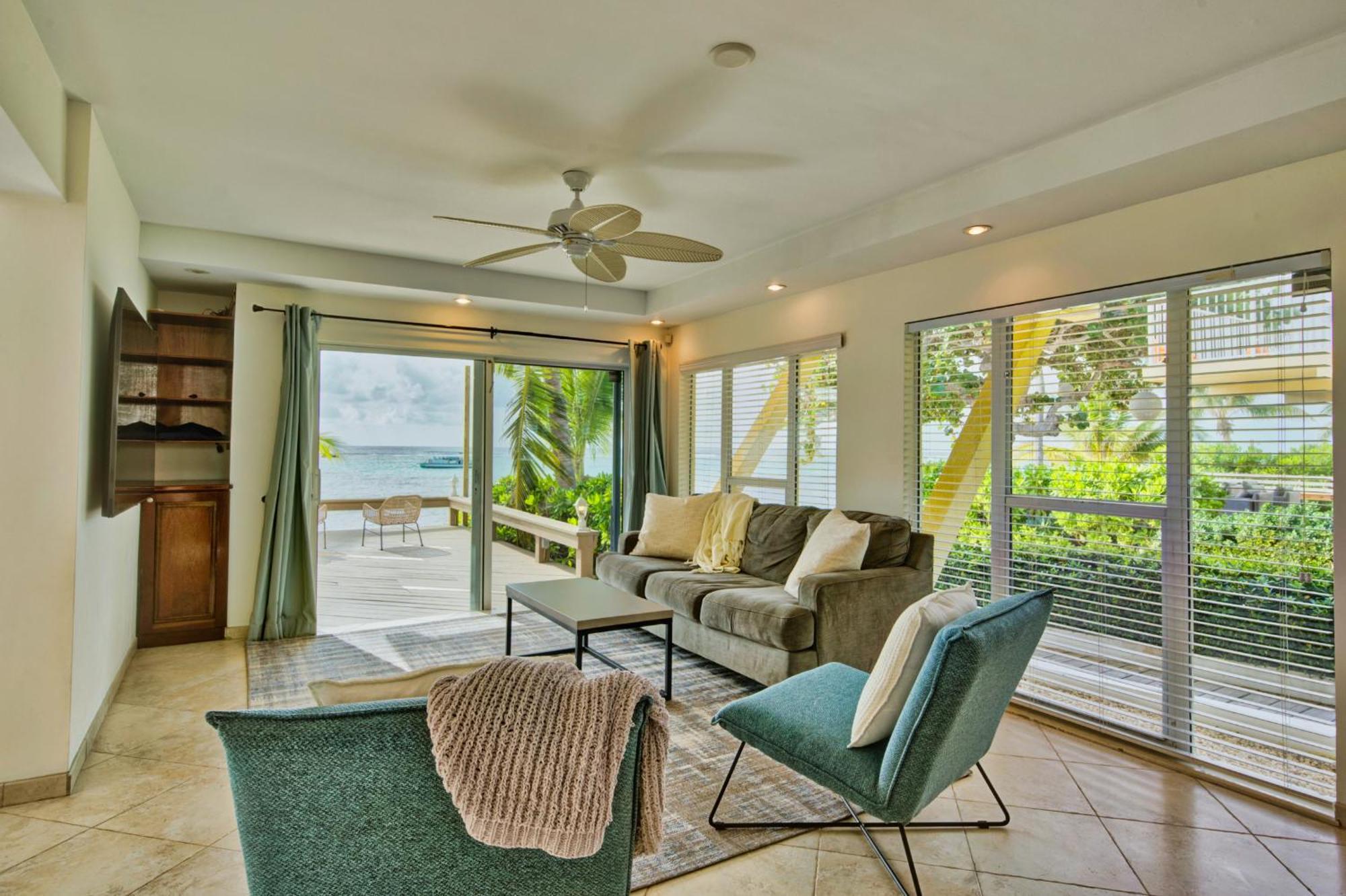 Incredible Front Villa! Villa *