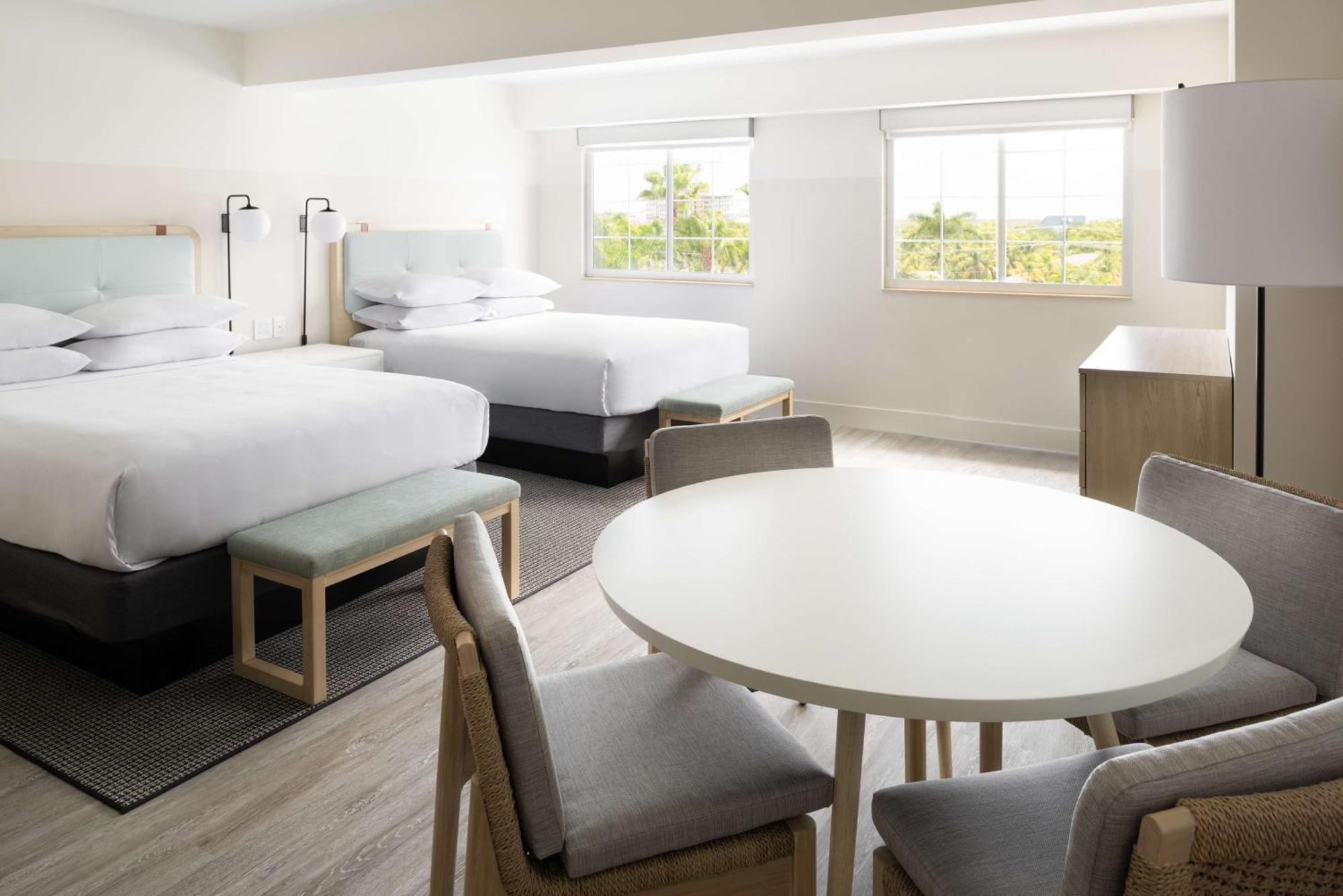 Resort Hampton By Hilton Grand Cayman Seven Mile George Town