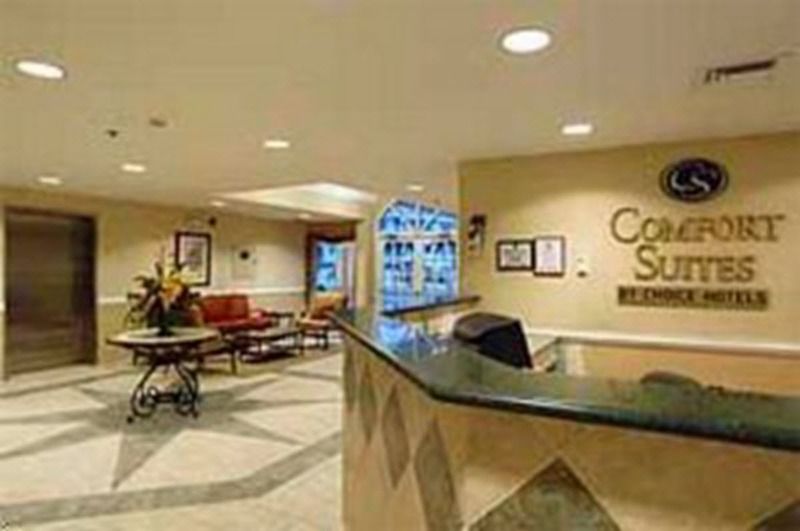 Resort Hampton By Hilton Grand Cayman Seven Mile