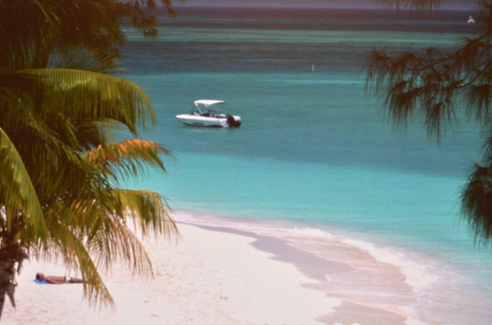 Morritt's Tortuga Club Resort 3*