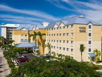 Resort Hampton By Hilton Grand Cayman Seven Mile