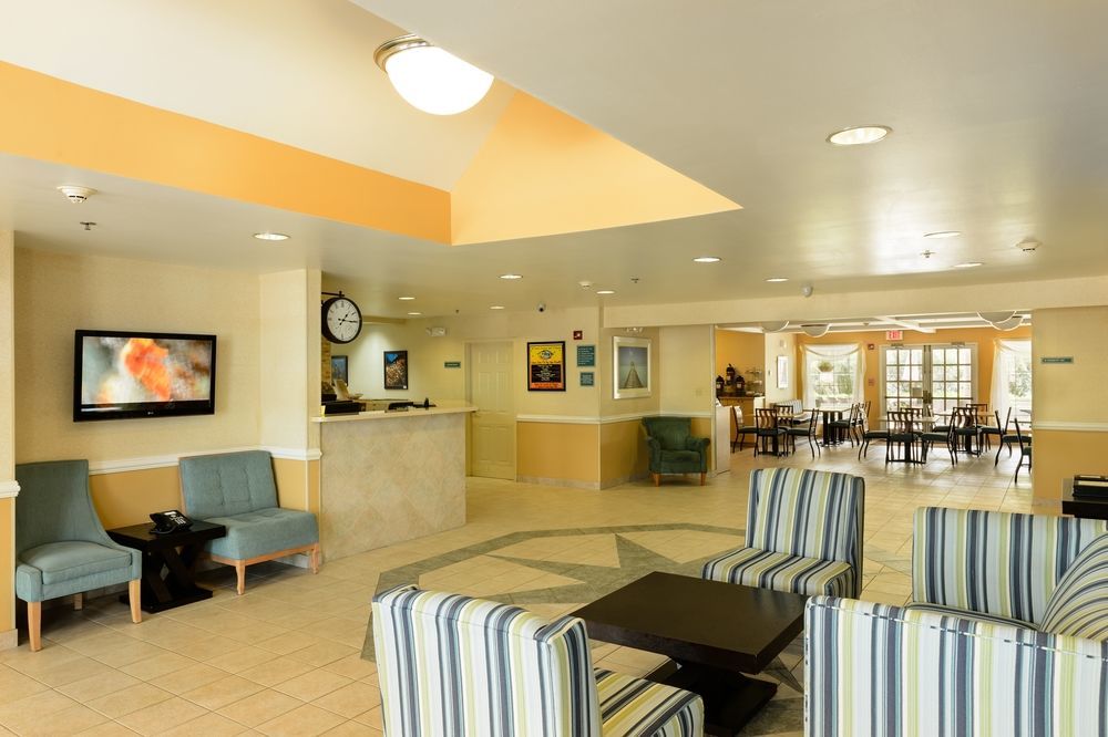 Resort Hampton By Hilton Grand Cayman Seven Mile George Town