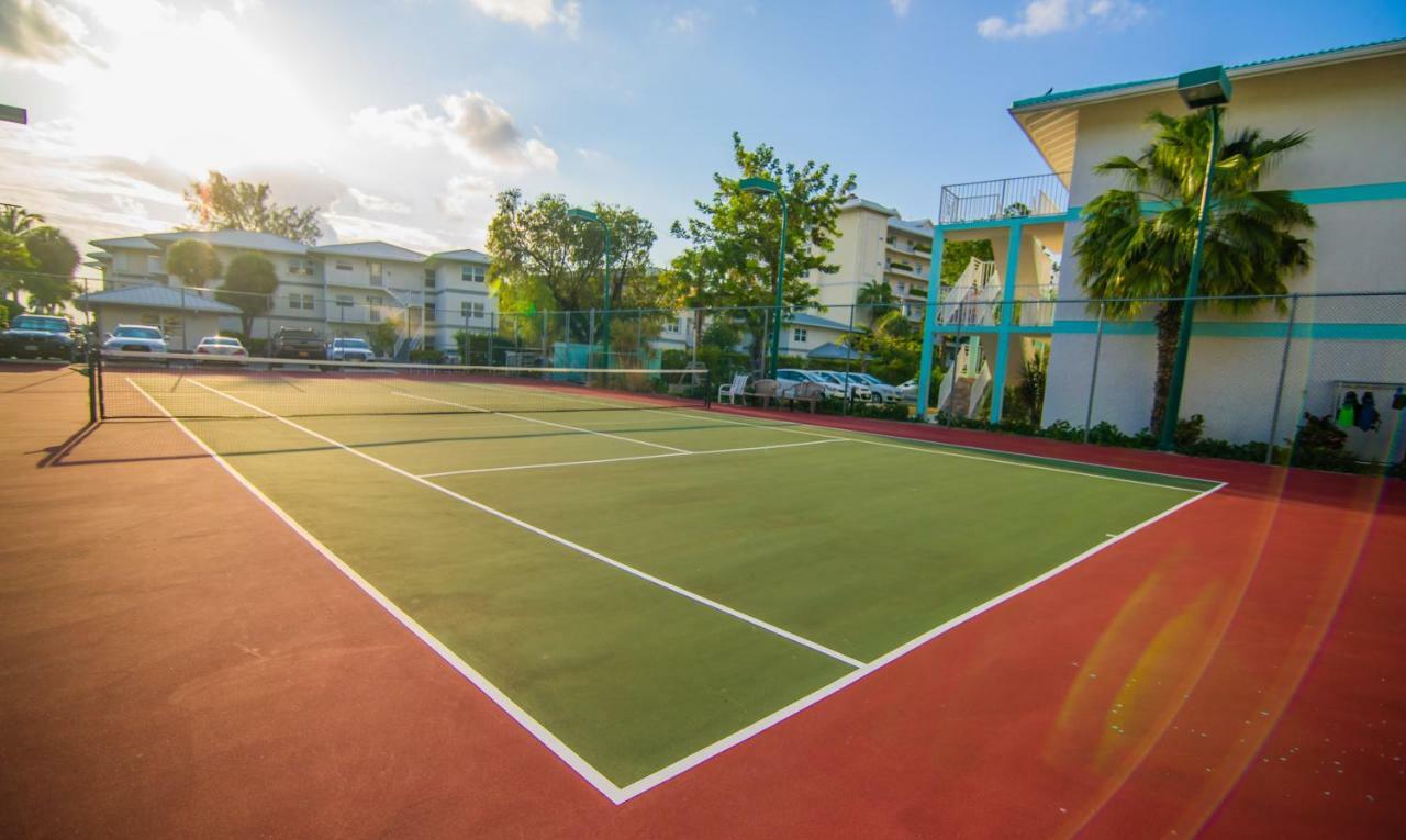 Aparthotel Seven Mile George Town