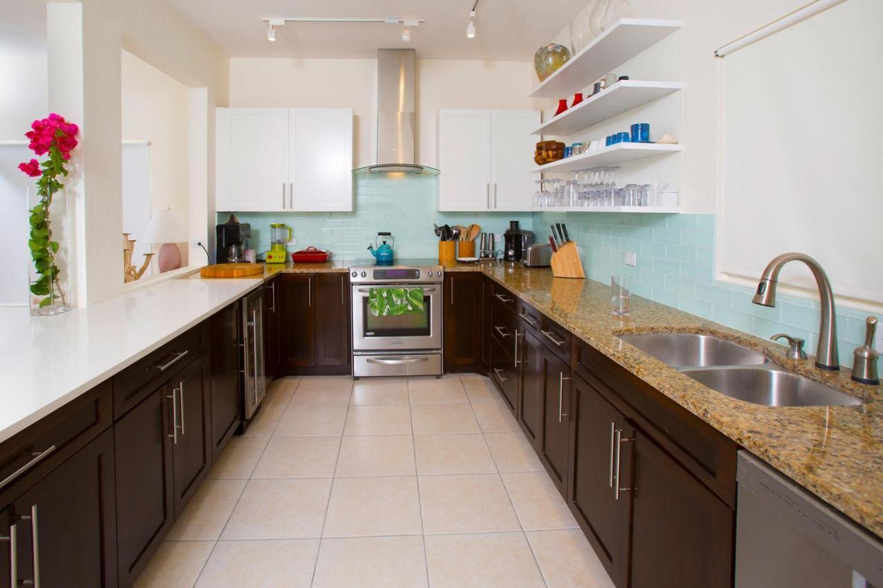Babylon Reef - With Private Pool & Backyard Snorkeling Holiday home