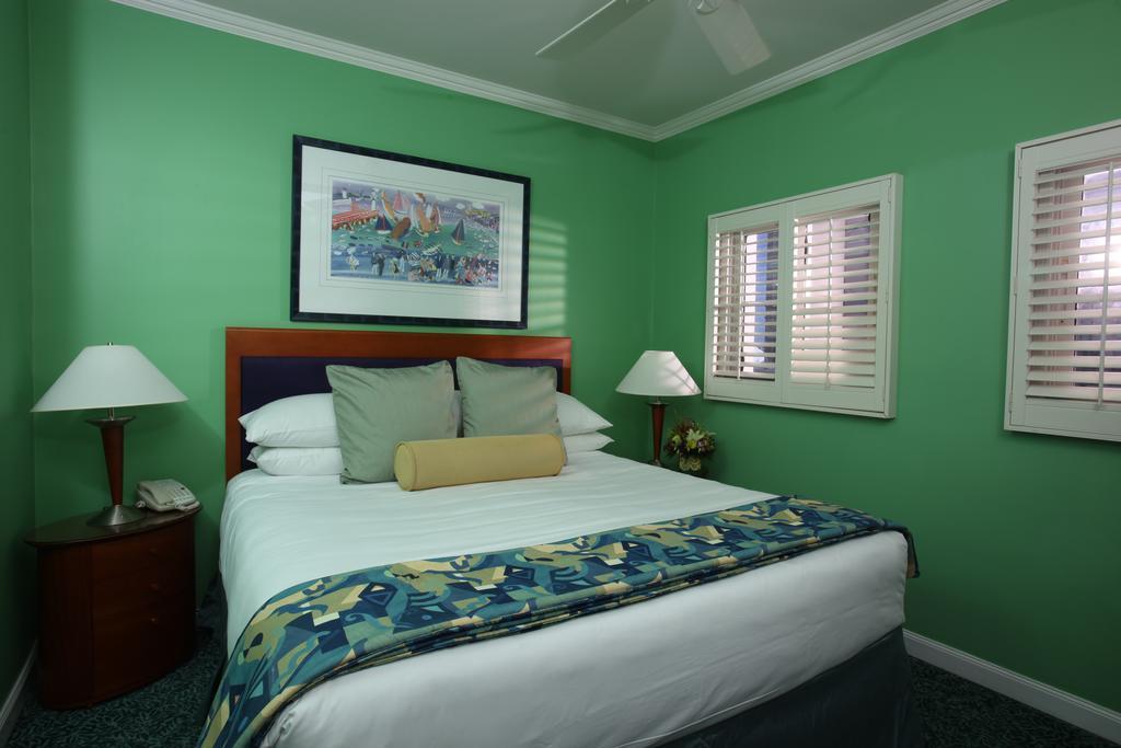 Grand Cayman Beach Resort 4*