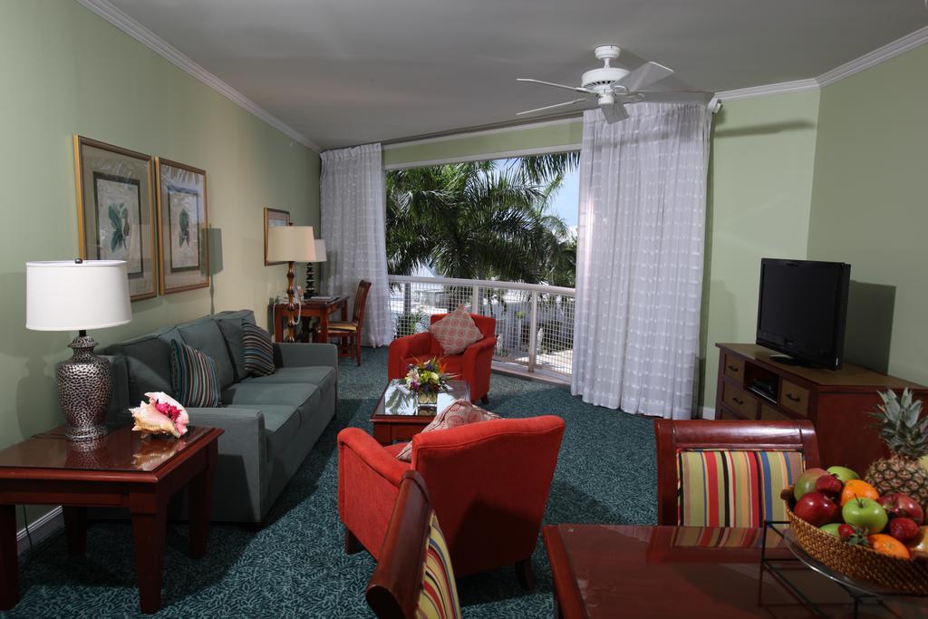 Resort Grand Cayman Beach 4*
