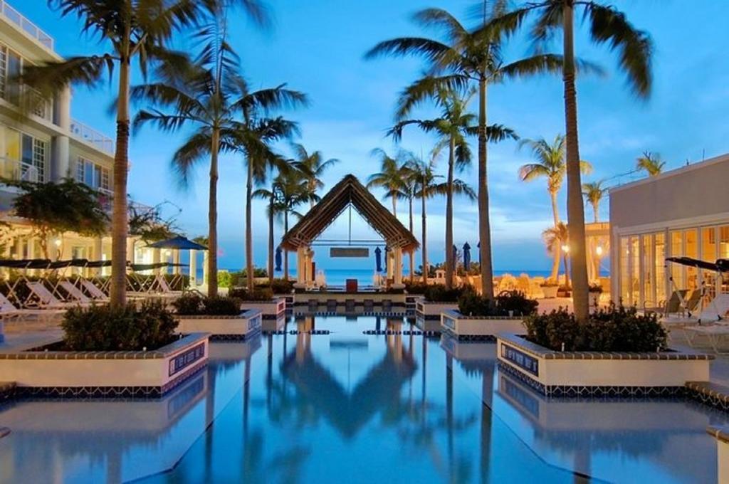 Grand Cayman Beach Resort 4*