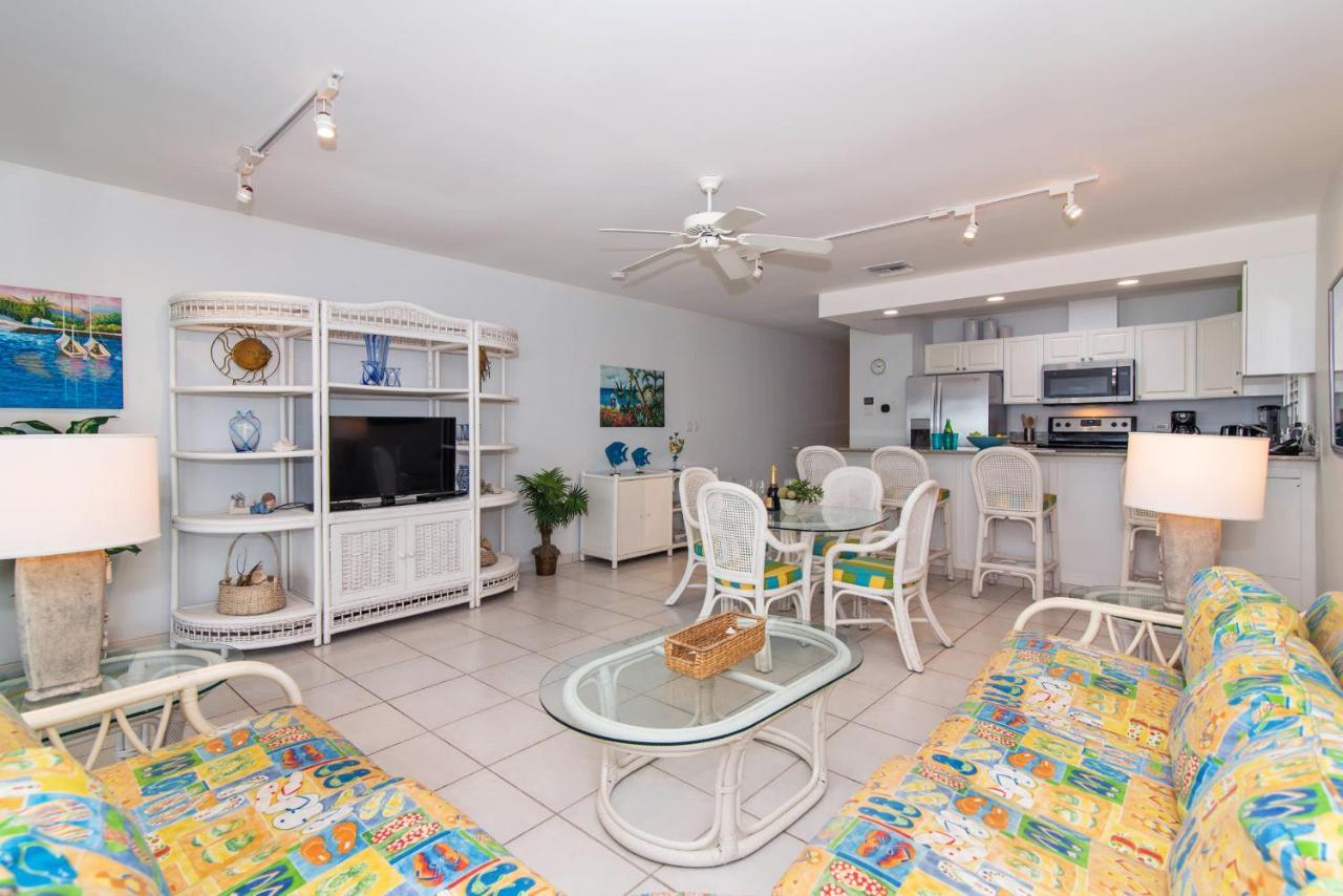 Apartment Living At Discovery Point Club