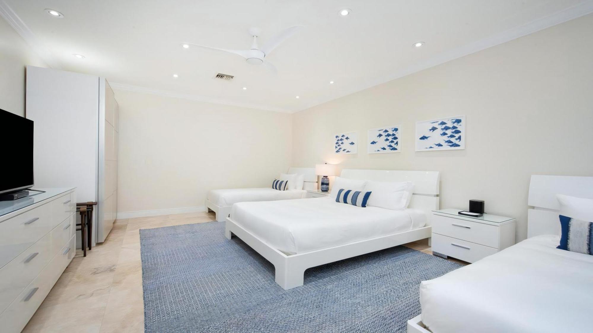 Laguna Del Mar Apartment George Town
