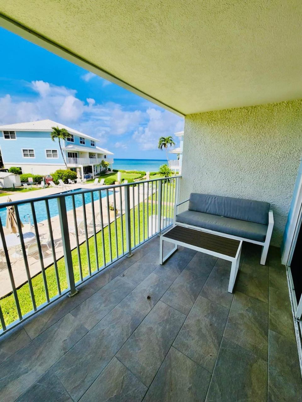 7mile Beachfront George Town