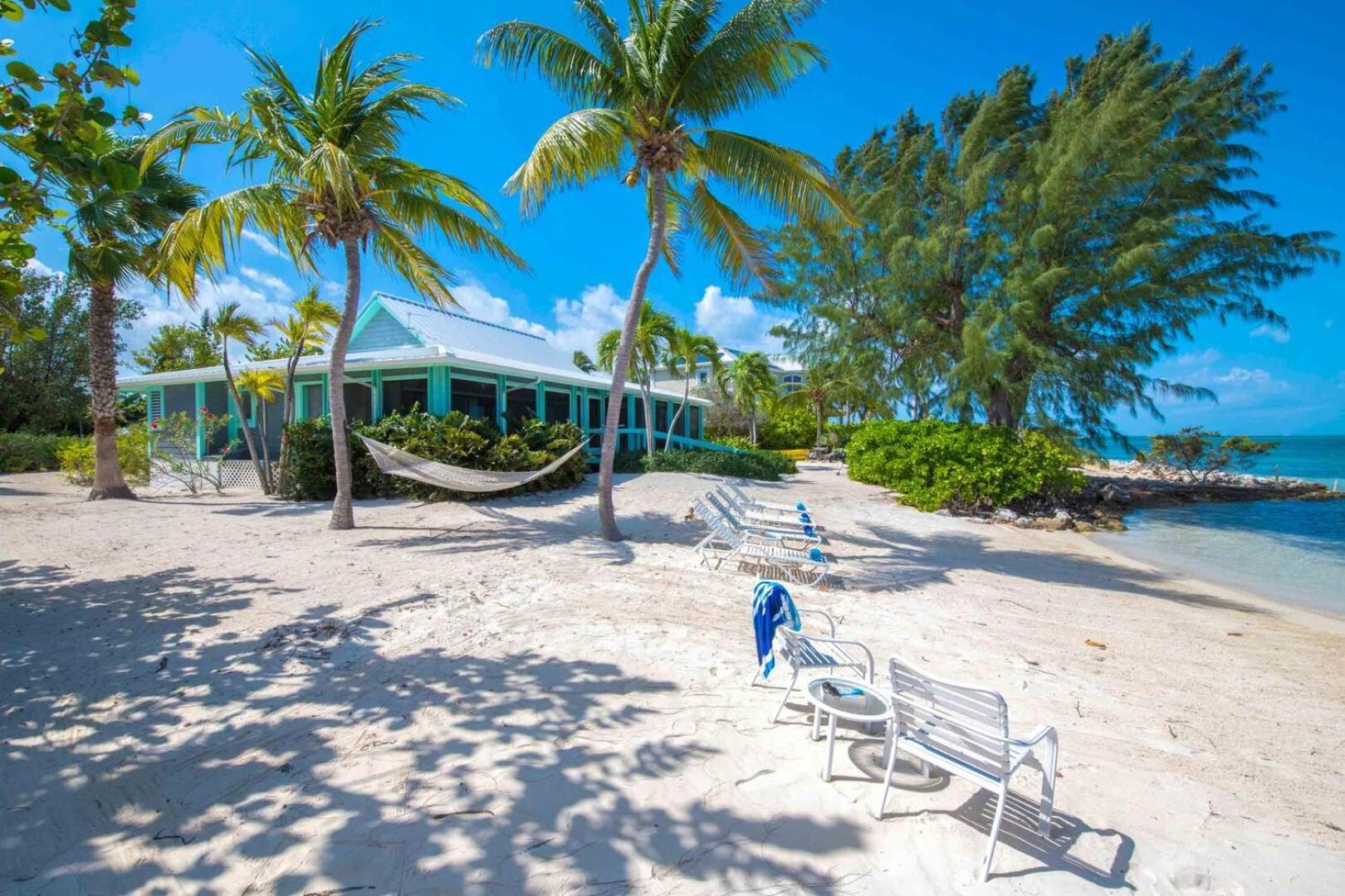 Fingertip - In Cayman Kai Holiday home