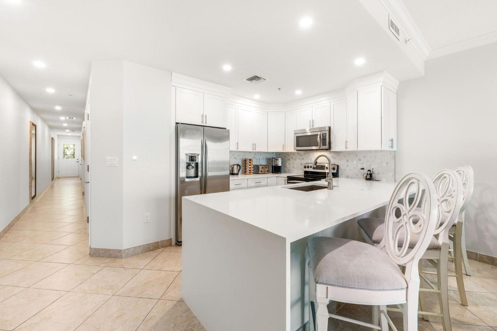 South Bay Club 6 - 2 Bedroom 2 Bathroom Unit *