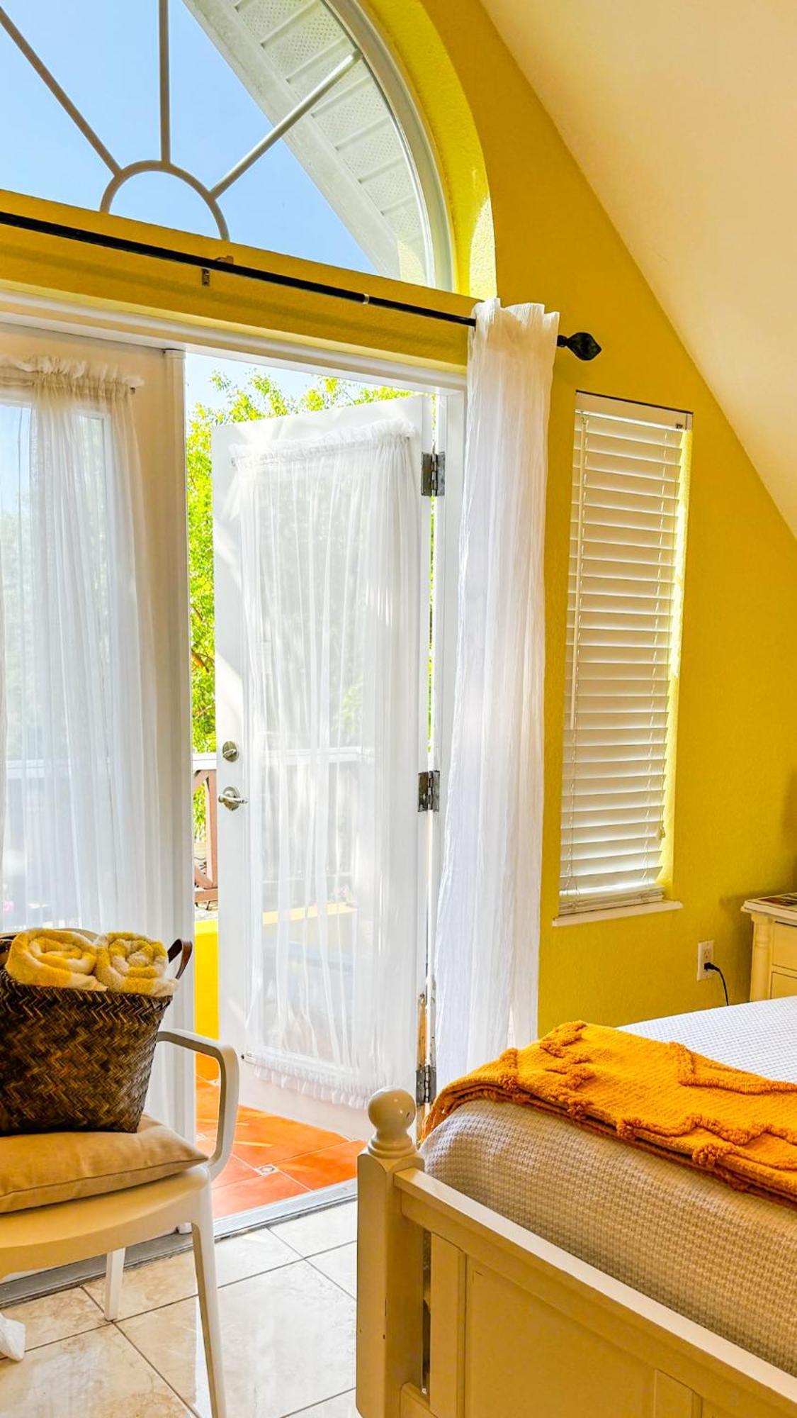 Bed & Breakfast Shangri-La Boutique Bed & Breakfast 4*