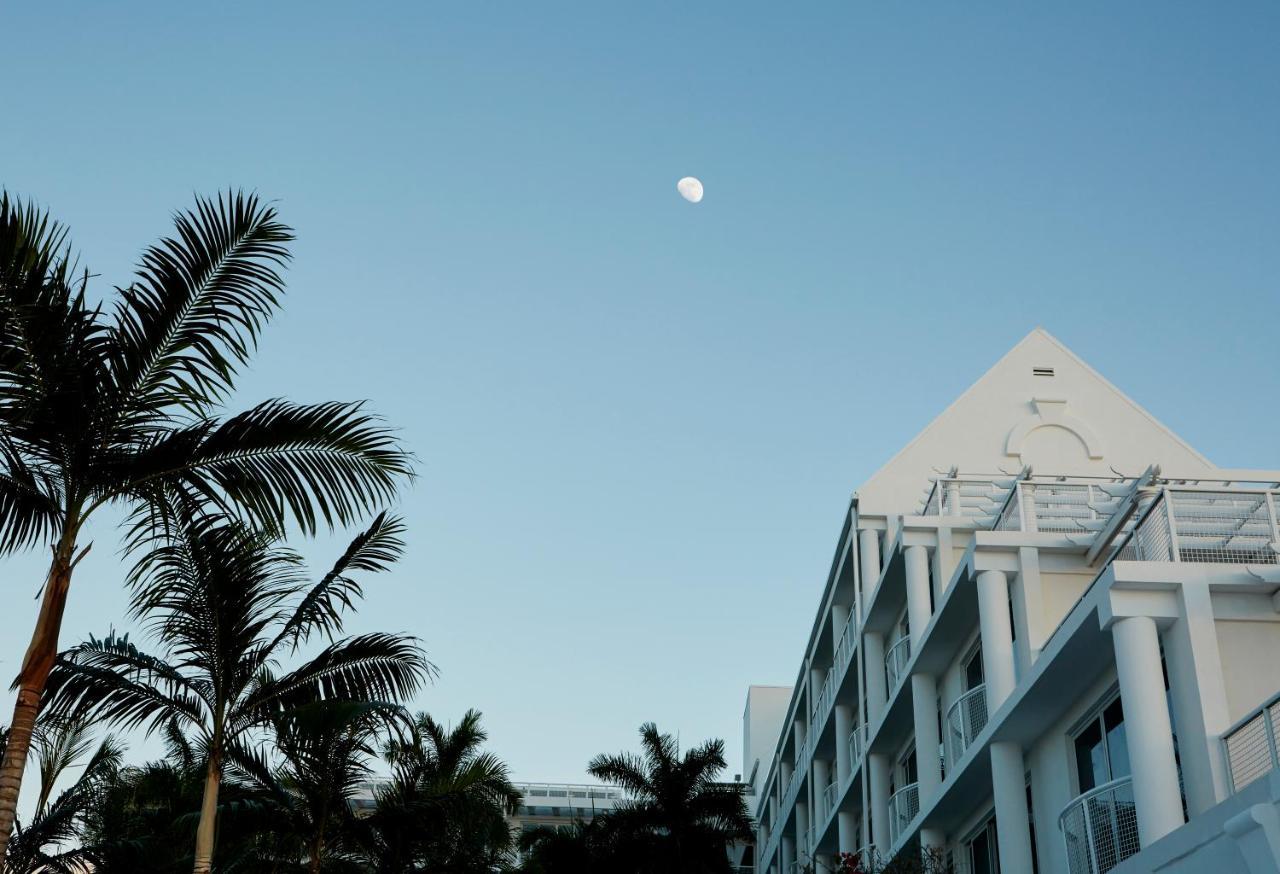 Palm Heights Hotel