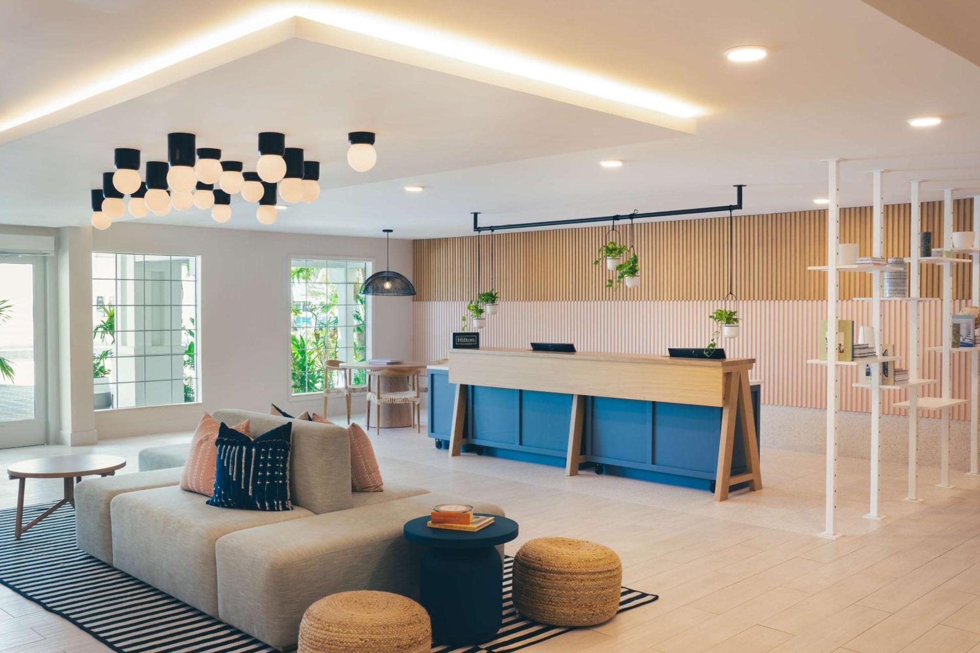 Hampton By Hilton Grand Cayman Seven Mile George Town